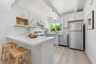 3909 Middlefield Rd E, Palo Alto, CA 94303 - Photo 6