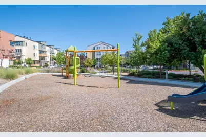 1882 Slate Pl, San Jose, CA 95133 - Photo 40