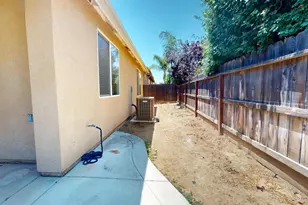 7392 Robinson, Fresno, CA 93737 - Photo 28