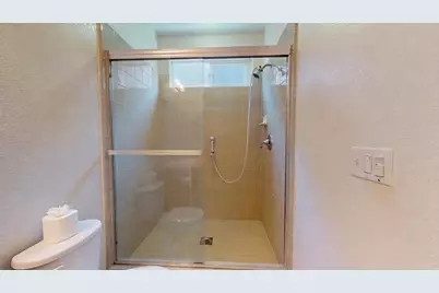 7392 Robinson, Fresno, CA 93737 - Photo 26