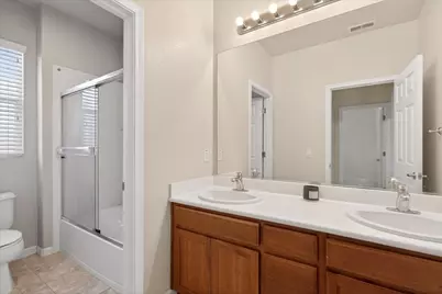2727 Marshall Ct, Tracy, CA 95377 - Photo 38