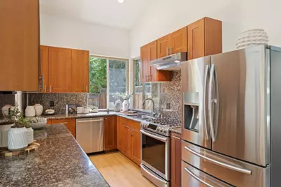 814 Hollenbeck Ave, Sunnyvale, CA 94087 - Photo 8