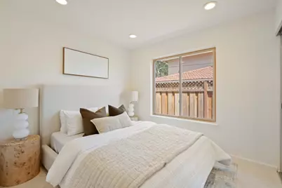 814 Hollenbeck Ave, Sunnyvale, CA 94087 - Photo 14