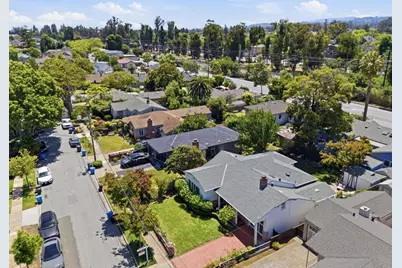 921 Azalea, Burlingame, CA 94010 - Photo 32