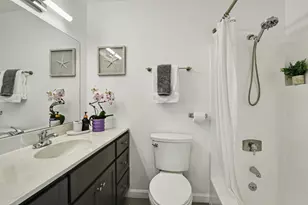 1041 Shell Blvd 11, Foster City, CA 94404 - Photo 18