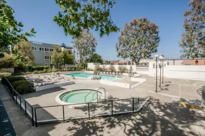 1041 Shell Blvd 11, Foster City, CA 94404 - Photo 22