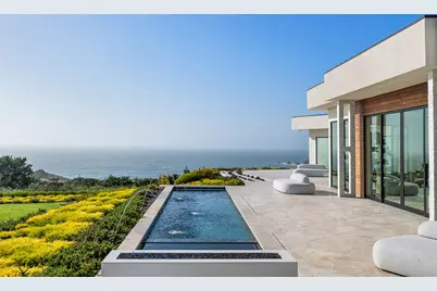 5 Ohlone Dr, Pacifica, CA 94044 - Photo 2