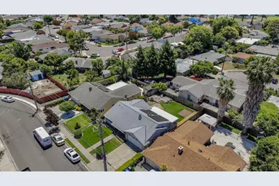 24557 Pontiac St, Hayward, CA 94544 - Photo 26