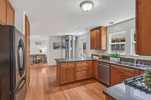 1078 Boranda Ave, Mountain View, CA 94040 - Photo 8