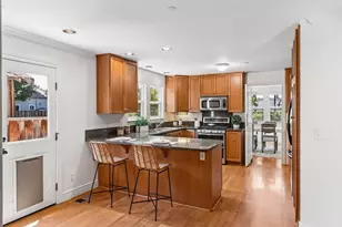 1078 Boranda Ave, Mountain View, CA 94040 - Photo 6
