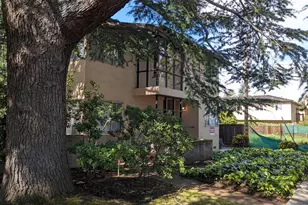 1285 Hoover St 3, Menlo Park, CA 94025 - Photo 1