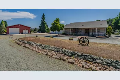 11 Duck Creek Ct, Valley Springs, CA 95252 - Photo 2