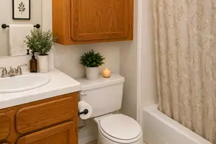 461 Dela Vina Ave 102, Monterey, CA 93940 - Photo 6