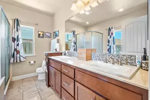 1400 Sawtooth Dr, Hollister, CA 95023 - Photo 34