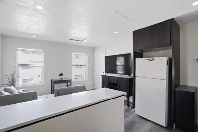 1131 Luchessi Dr, San Jose, CA 95118 - Photo 12