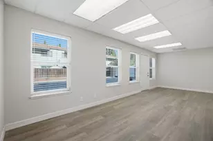 1131 Luchessi Dr, San Jose, CA 95118 - Photo 4