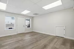 1131 Luchessi Dr, San Jose, CA 95118 - Photo 6