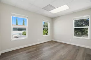 1131 Luchessi Dr, San Jose, CA 95118 - Photo 30