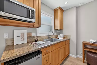 912 Montgomery St, San Carlos, CA 94070 - Photo 18