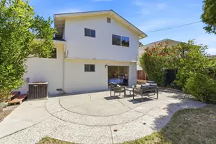 1142 Viscaino Ave, Sunnyvale, CA 94086 - Photo 30