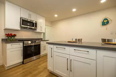 1083 Heatherstone Ave, Sunnyvale, CA 94087 - Photo 12