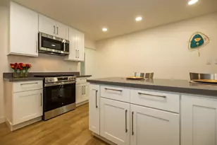 1083 Heatherstone Ave, Sunnyvale, CA 94087 - Photo 12
