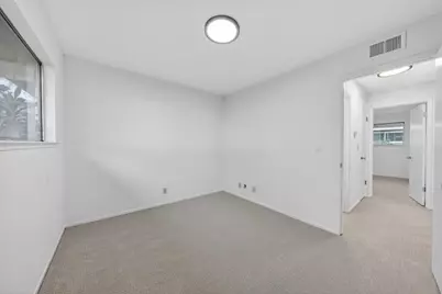 909 Gilchrist 1, San Jose, CA 95133 - Photo 16