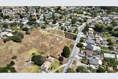 74 Las Lomas Dr, Royal Oaks, CA 95076 - Photo 2