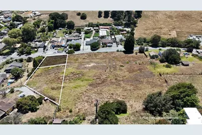 74 Las Lomas Dr, Royal Oaks, CA 95076 - Photo 4
