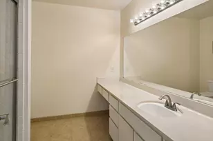 103 Mission Dr, East Palo Alto, CA 94303 - Photo 18