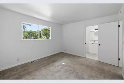 194 Oakbrook Cir, San Jose, CA 95139 - Photo 24