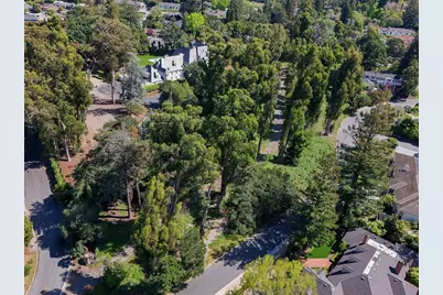 25 Fagan Dr, Hillsborough, CA 94010 - Photo 1