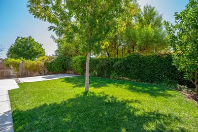 1149 Bellflower Way, Los Banos, CA 93635 - Photo 20