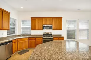 1149 Bellflower Way, Los Banos, CA 93635 - Photo 8