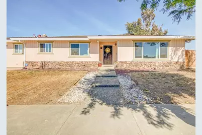 1651 Clearview Dr, Hollister, CA 95023 - Photo 1