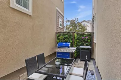 7168 Carneros Ln, Dublin, CA 94568 - Photo 8