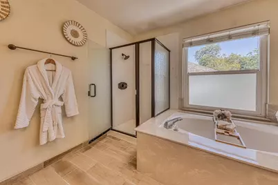 806 Danbury St, Salinas, CA 93906 - Photo 40