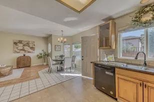 806 Danbury St, Salinas, CA 93906 - Photo 22