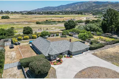 22105 Ranchito Dr, Salinas, CA 93908 - Photo 36