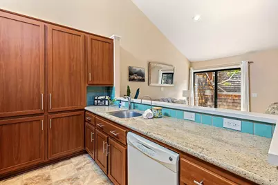 461 Dela Vina Ave 205, Monterey, CA 93940 - Photo 10