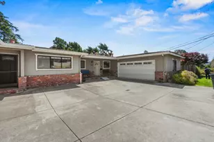 618 Mar Vista Dr, Monterey, CA 93940 - Photo 2