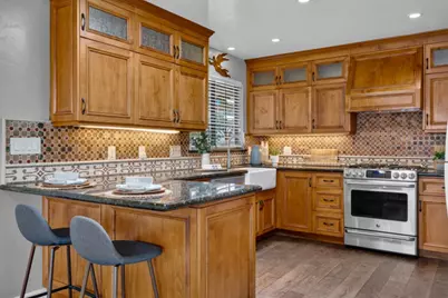 618 Mar Vista Dr, Monterey, CA 93940 - Photo 10