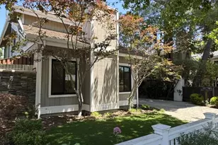 730 University Dr, Menlo Park, CA 94025 - Photo 1