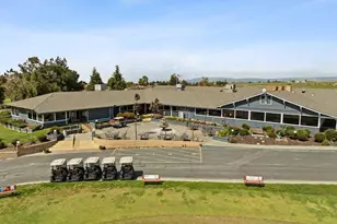 805 S Ridgemark Dr, Hollister, CA 95023 - Photo 32