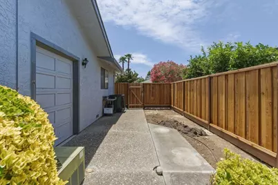 805 S Ridgemark Dr, Hollister, CA 95023 - Photo 26