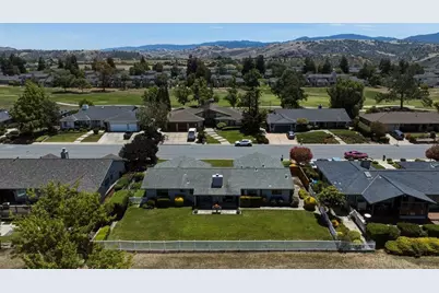 805 S Ridgemark Dr, Hollister, CA 95023 - Photo 32