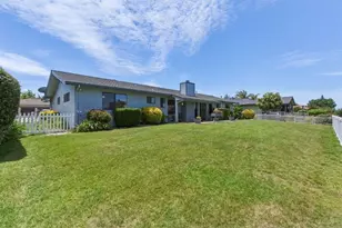805 S Ridgemark Dr, Hollister, CA 95023 - Photo 22