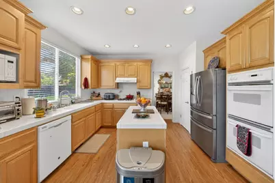 1405 Casablanca Cir, Gilroy, CA 95020 - Photo 12