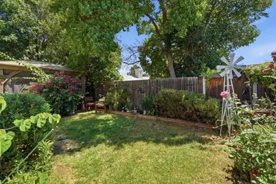 4749 Winter Oak Way, Antelope, CA 95843 - Photo 14
