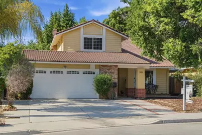 3350 Woodside Ln, San Jose, CA 95121 - Photo 2